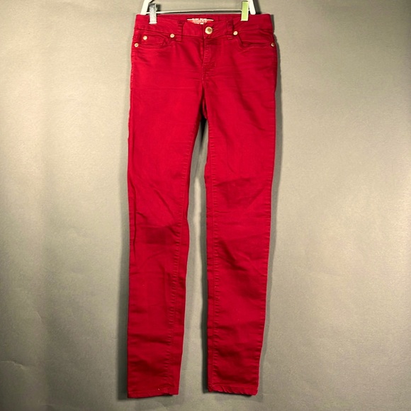 Makers of True Originals women’s red jeans. Stretch, skinny, 28” waist. - Picture 1 of 6